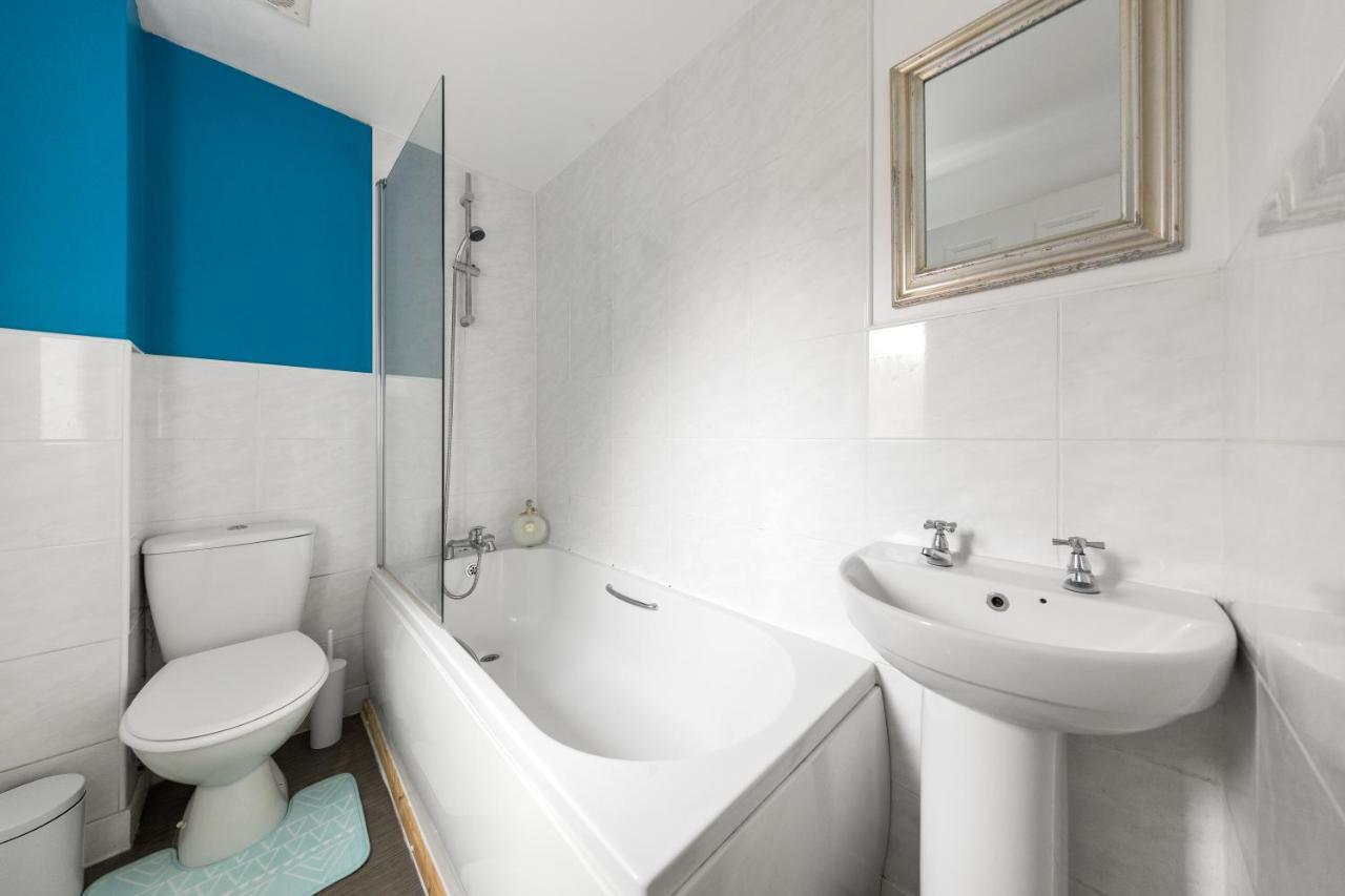 Royal House Wolverhampton - Perfect For Contractors & Large Groups Экстерьер фото