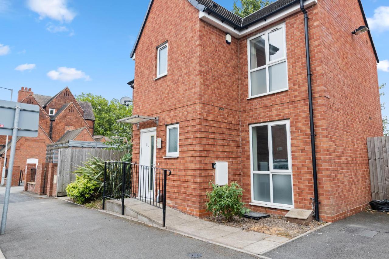 Royal House Wolverhampton - Perfect For Contractors & Large Groups Экстерьер фото