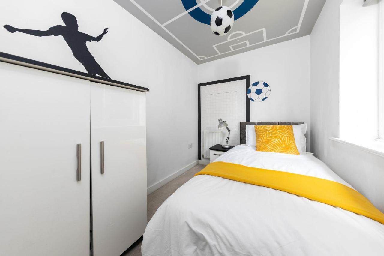 Royal House Wolverhampton - Perfect For Contractors & Large Groups Экстерьер фото